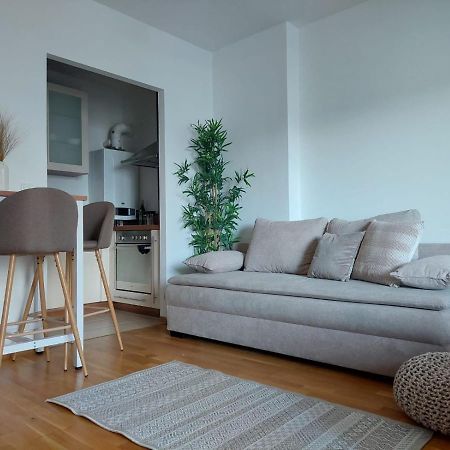 Balcony Apartment, 5 Min Walk To First District 비엔나 외부 사진