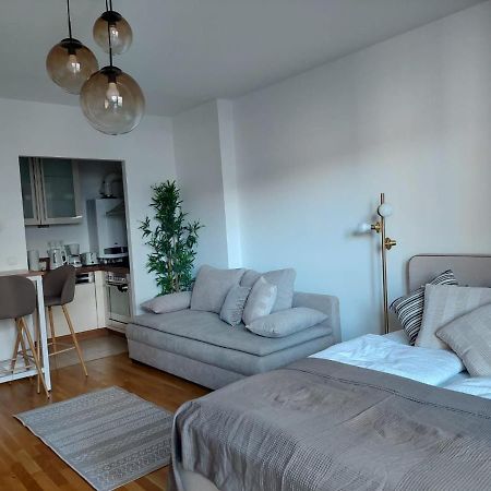 Balcony Apartment, 5 Min Walk To First District 비엔나 외부 사진
