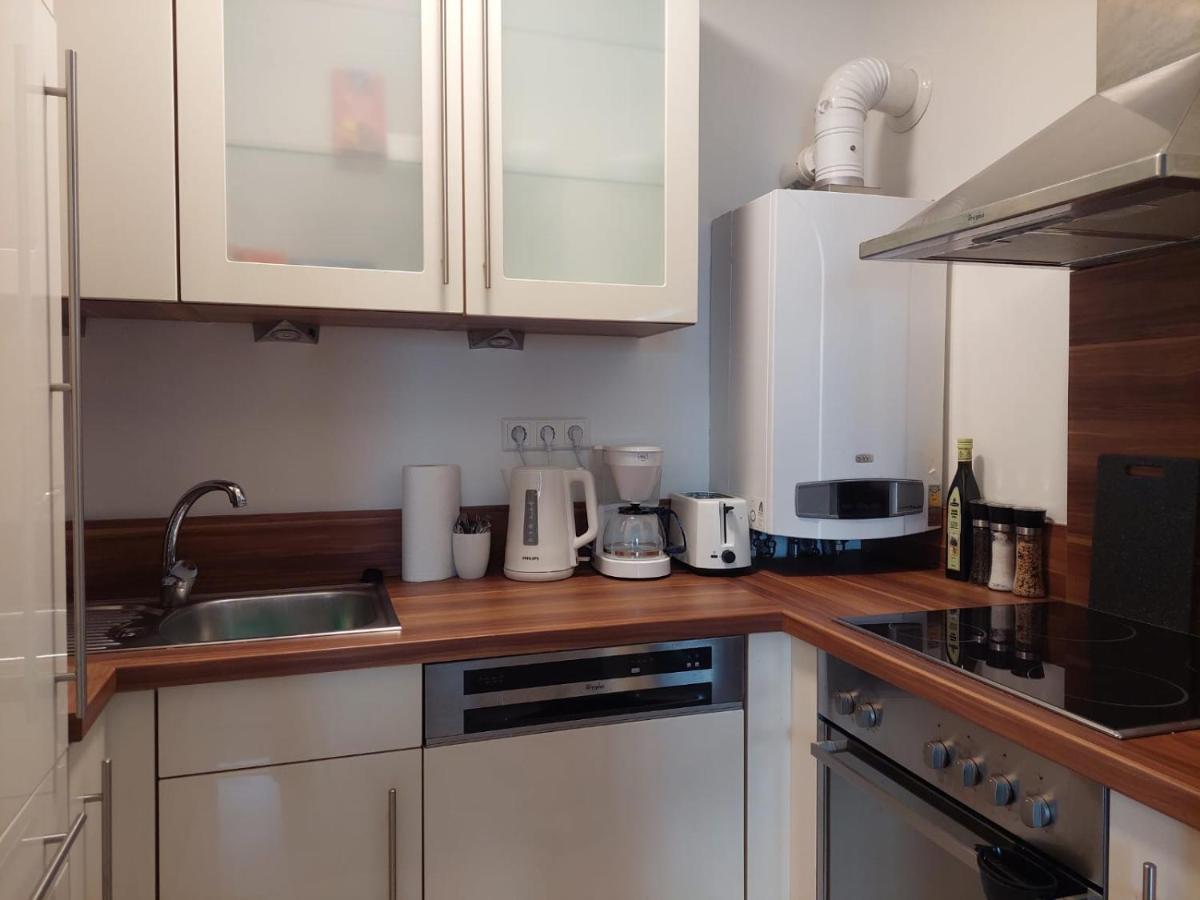 Balcony Apartment, 5 Min Walk To First District 비엔나 외부 사진