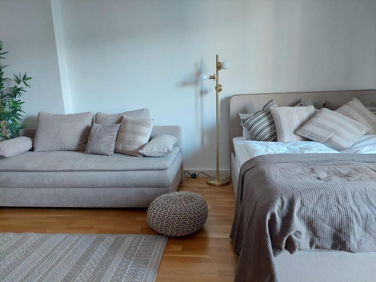Balcony Apartment, 5 Min Walk To First District 비엔나 외부 사진