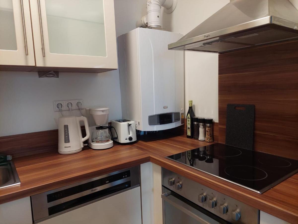 Balcony Apartment, 5 Min Walk To First District 비엔나 외부 사진