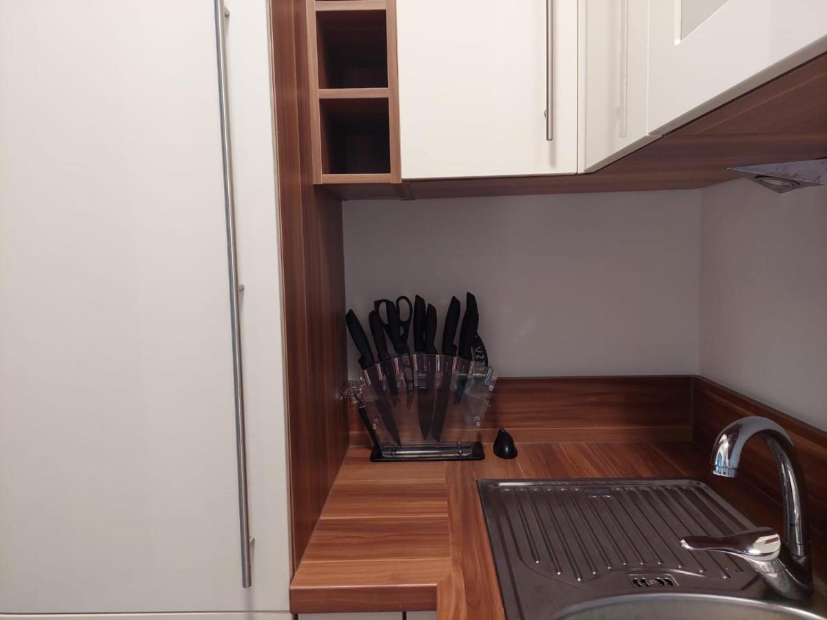 Balcony Apartment, 5 Min Walk To First District 비엔나 외부 사진